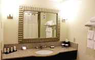 In-room Bathroom 7 Embassy Suites by Hilton Laredo