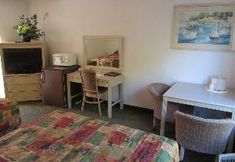 기타 6 Newport Inn & Suites