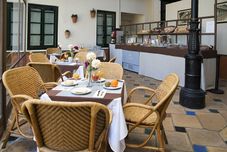 Others Corral de los Chícharos