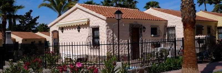 Exterior Santa Fe Bungalows