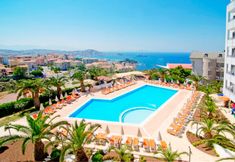 Hồ bơi 6 City’s Hill Hotel