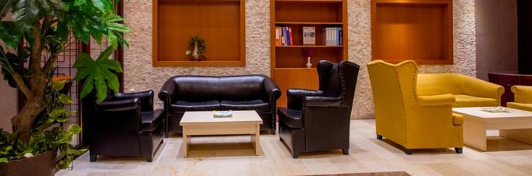 Sảnh chờ City’s Hill Hotel