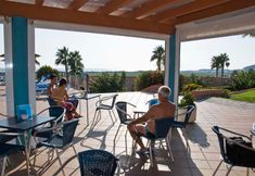 Ruang untuk Umum 2 Mar Blau