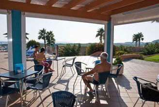 Ruang untuk Umum 4 Mar Blau