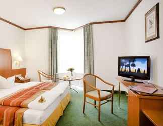 Phòng ngủ 2 Hotel Alpinpark