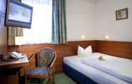 Phòng ngủ 3 Hotel Alpinpark