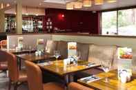 Bar, Kafe, dan Lounge Premier Inn London Hampstead