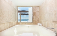 In-room Bathroom 7 Melody Maker Cancun