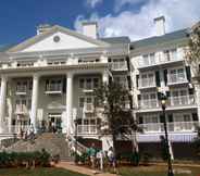 Exterior 6 Disney's Boardwalk Inn