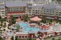 Swimming Pool Disney's Boardwalk Inn