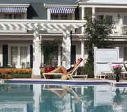 Swimming Pool 3 Disney's Boardwalk Inn