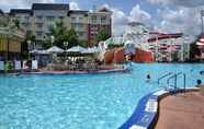 Swimming Pool 4 Disney's Boardwalk Inn