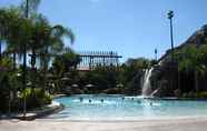 Kolam Renang 7 Disney's Polynesian Village Resort