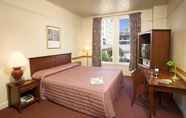 Phòng ngủ 3 Proper Hotel