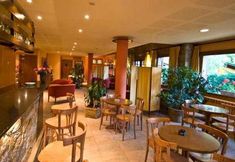 Bar, Cafe and Lounge 2 Els Meners