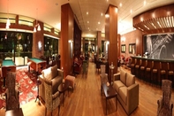 Quầy bar, cafe và phòng lounge Acapulco Resort Convention Spa Hotel