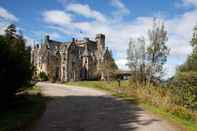 Exterior Stonefield Castle