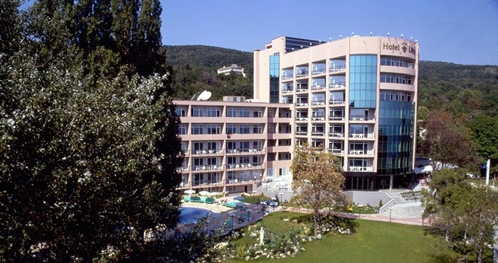 Exterior Hotel Lilia