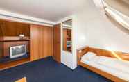 Kamar Tidur 7 Antares Düsseldorf