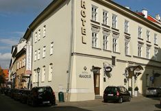 ภายนอกอาคาร 2 Amadeus