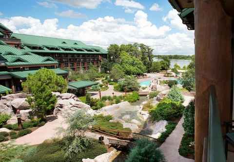 Nearby View and Attractions Boulder Ridge Villas at Disney's Wilderness Lodge