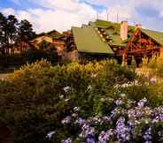 Exterior 6 Boulder Ridge Villas at Disney's Wilderness Lodge