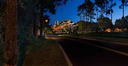 Exterior 4 Boulder Ridge Villas at Disney's Wilderness Lodge