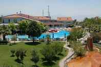 Swimming Pool Lycus River Thermal Hotel