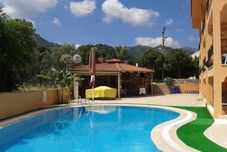 Swimming Pool Leon's Sun Village Apartments