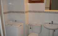 Toilet Kamar 7 Cervantes