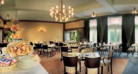 レストラン 2 Best Western Ducasque