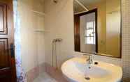 In-room Bathroom 5 Piverd Golf