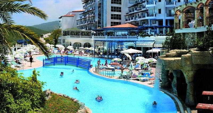 Swimming Pool Labranda Ephesus Princess Kusadasi