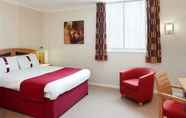 Bedroom 3 Premier Inn Nottingham Cc (Chapel Bar)