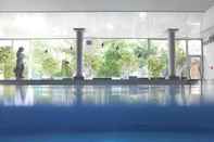 Swimming Pool Holiday Inn Munich - Schwabing