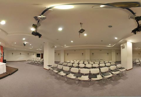 寝室 Zena Resort Hotel