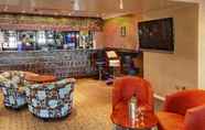 Bar, Cafe and Lounge 2 Best Western Stafford M6/J14 Tillington Hall Hotel