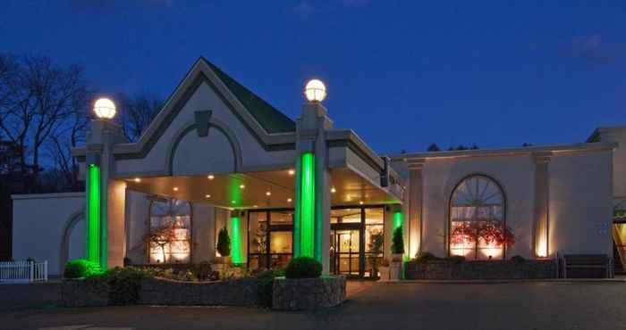 ภายนอกอาคาร Holiday Inn Middletown