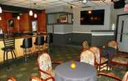 Bar, Cafe and Lounge 2 Holiday Inn Middletown