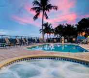 สิ่งอำนวยความสะดวกด้านความบันเทิง 3 Hutchinson Island Plaza Hotel & Suites