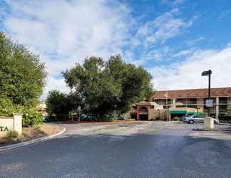 Exterior 2 La Quinta Inn Thousand Oaks Newbury Park