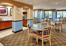 Restaurant 4 La Quinta Inn Thousand Oaks Newbury Park