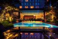 Swimming Pool Four Seasons Hotel Vancouver