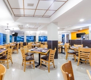 Restaurant 4 Sleep Inn Monterrey Norte