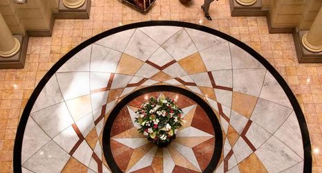 로비 2 The Michelangelo Hotel