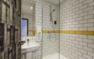 Toilet Kamar 5 Ibis Styles London Walthamstow