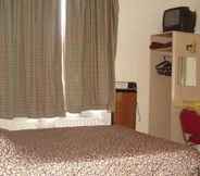 Kamar Tidur 3 Euro Lodge Clapham