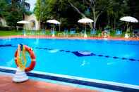 Swimming Pool The Tamarind Tree Hotel – Katunayake