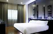 Bedroom 5 B&B Hotel Madrid Aeropuerto T4