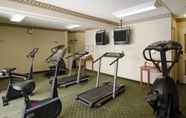 Fitness Center 4 Mississauga Inn & Suites